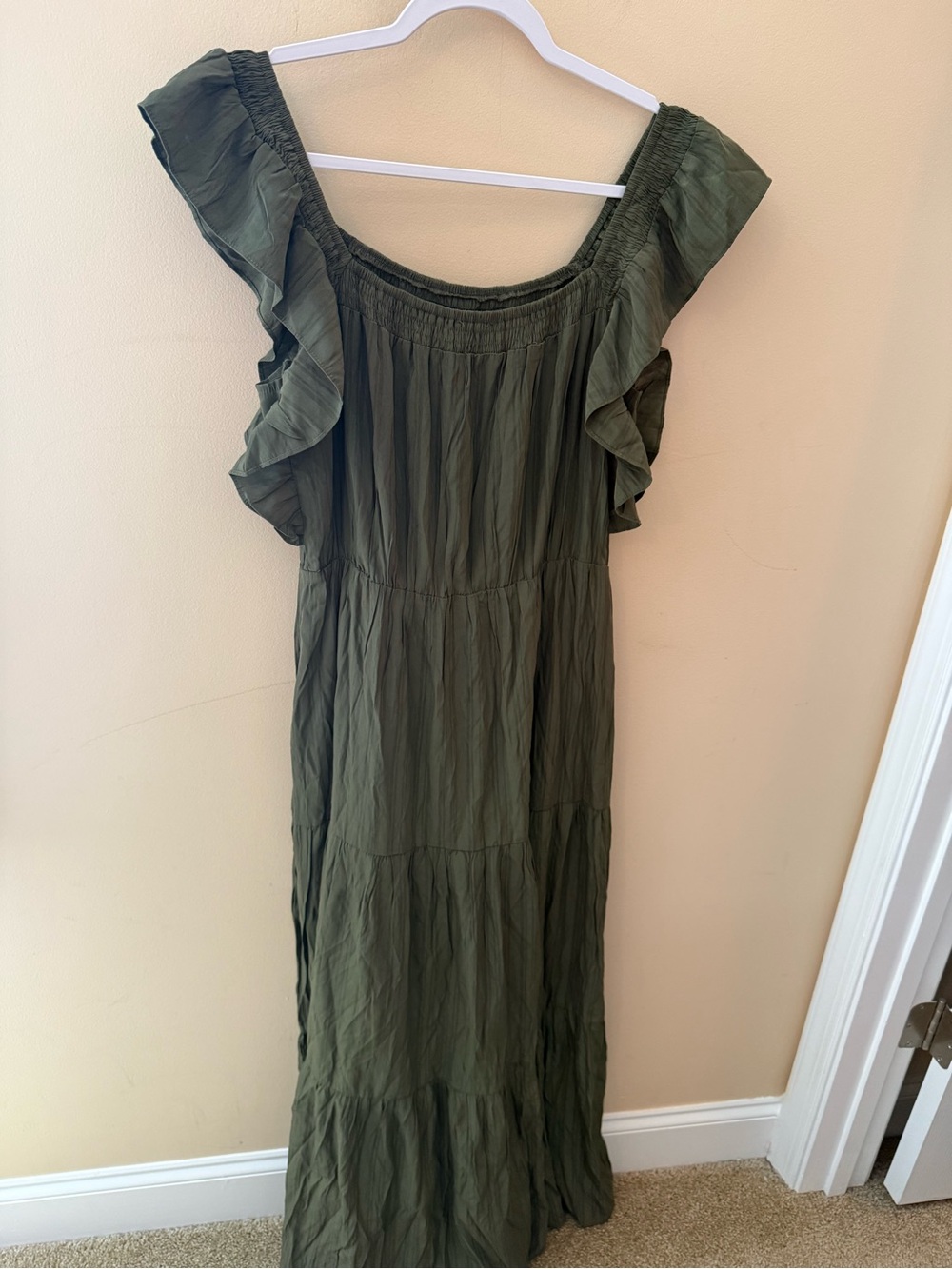 Flutter Sleeve Maxi green Dress perfect for Fall family photos size Large
